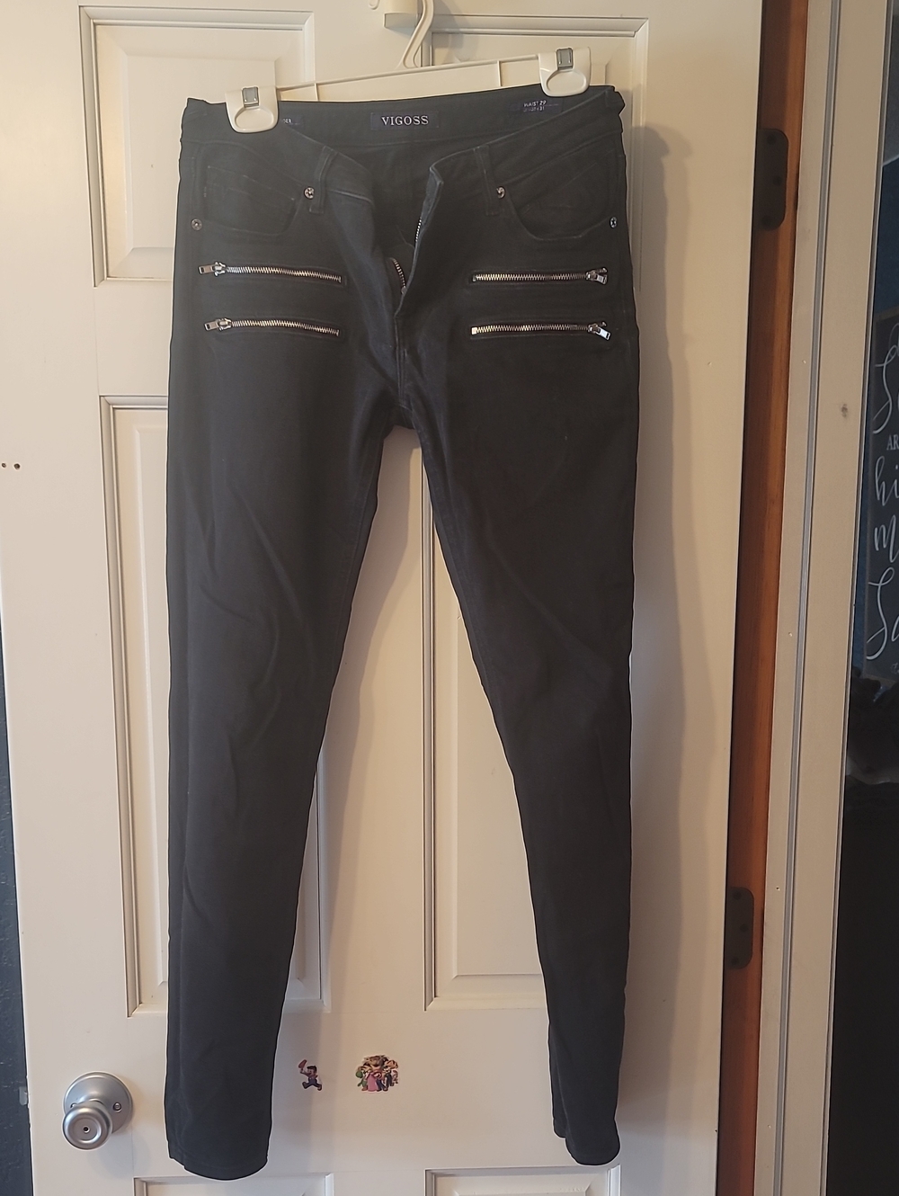 Vigoss Black Skinny Jeans with Silver Zipper Details